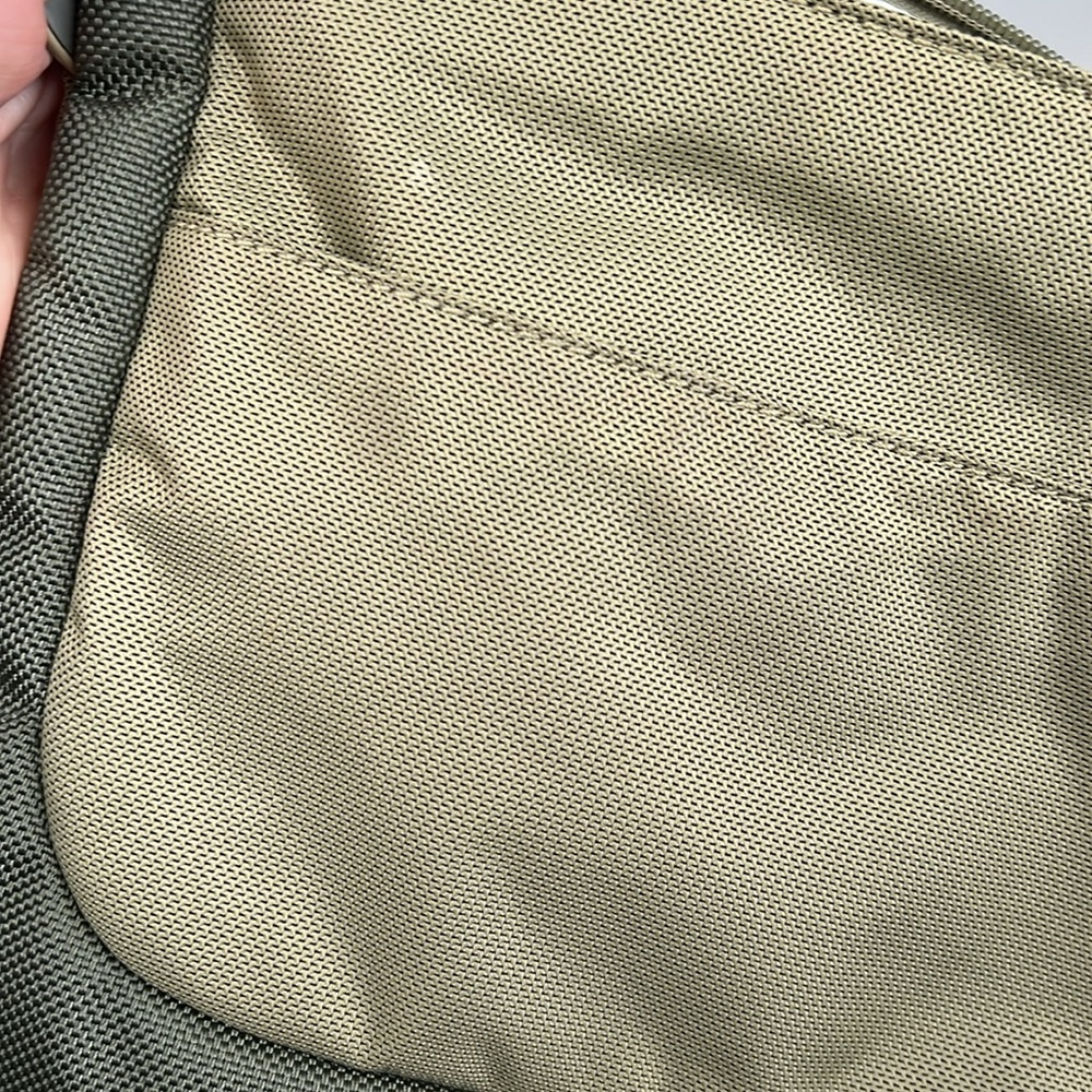 Tumi T-Tech Nylon Mckenna 10" Crossbody Bag 5132SGE - Picture 13 of 15